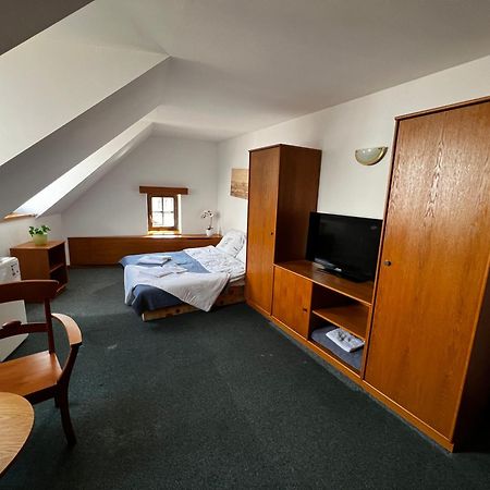 Apartmany Baroko Броумов Екстер'єр фото