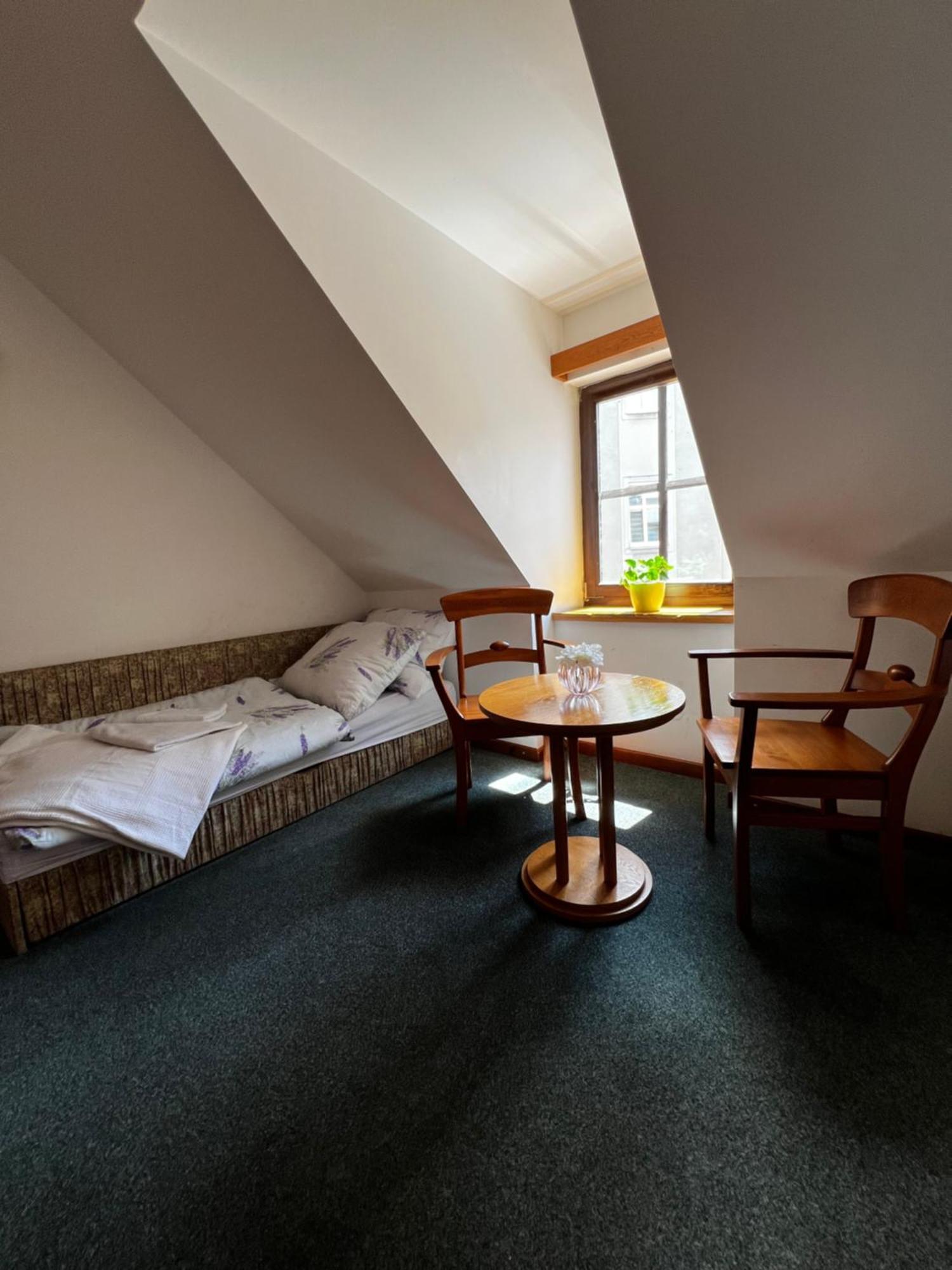 Apartmany Baroko Броумов Екстер'єр фото