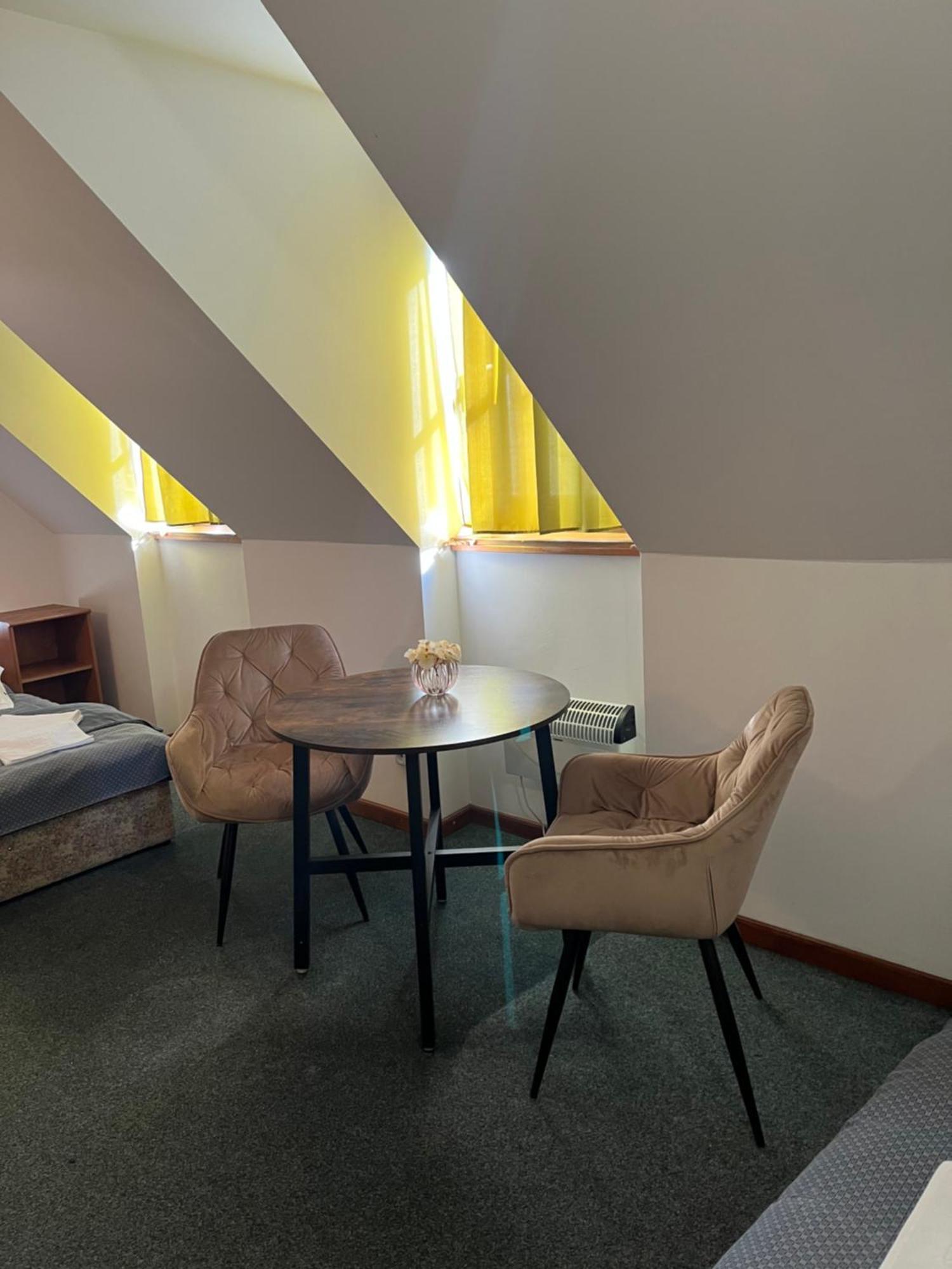 Apartmany Baroko Броумов Екстер'єр фото